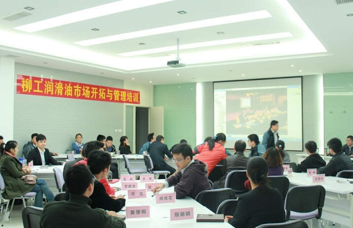 加強員工培訓，提升銷售專業(yè)技能